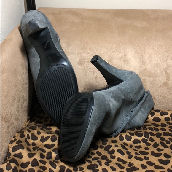 Gray suede Enzo booties with 3.5”heel worn Once 10 - Picture 5 of 7